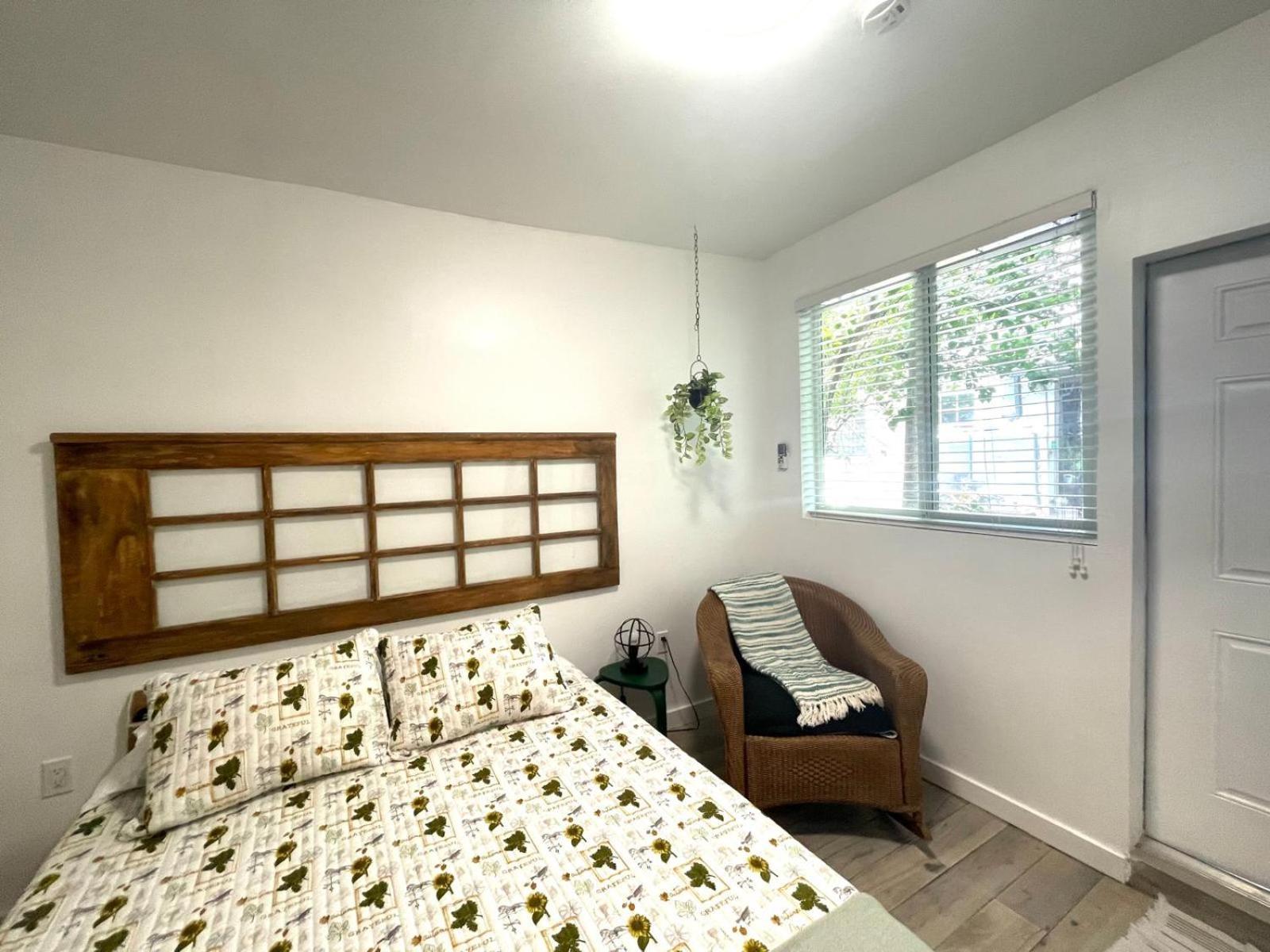 Studio Close To Everything Miami Bagian luar foto