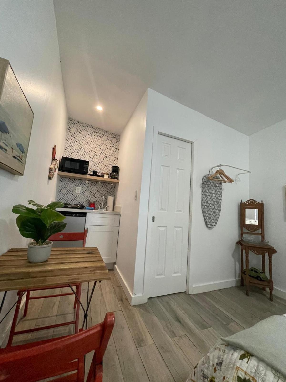 Studio Close To Everything Miami Bagian luar foto